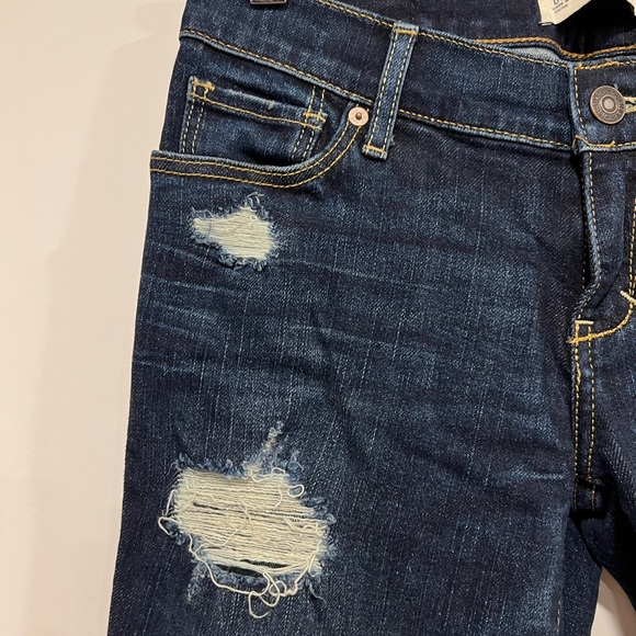Low rise Abercrombie brand distressed, skinny jeans - Picture 3 of 11